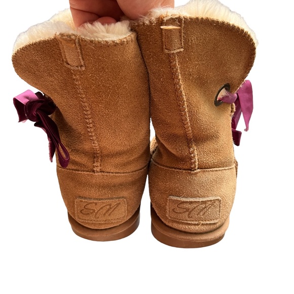 Softmoc winter boots with velvet ribbon bows, leather upper size 7 - Picture 10 of 11